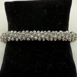 🐱 5 for $10.  Sparkling gray beaded stretch bracelet
